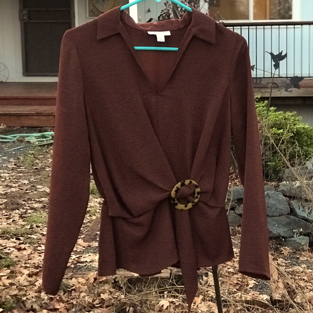 $3 👔 Topshop Tortoise Buckle Collar Blouse